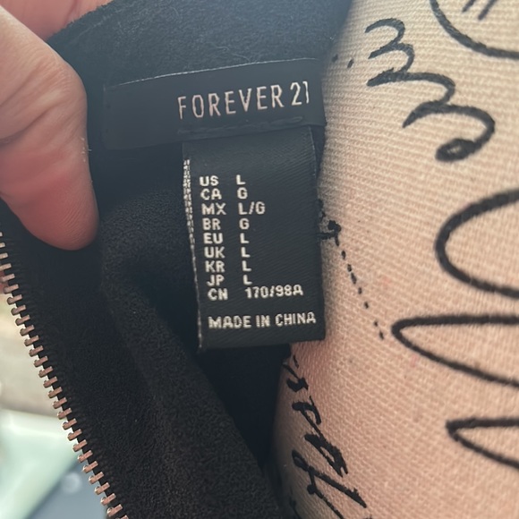 Stunning little black dress!! Size L - Picture 16 of 16